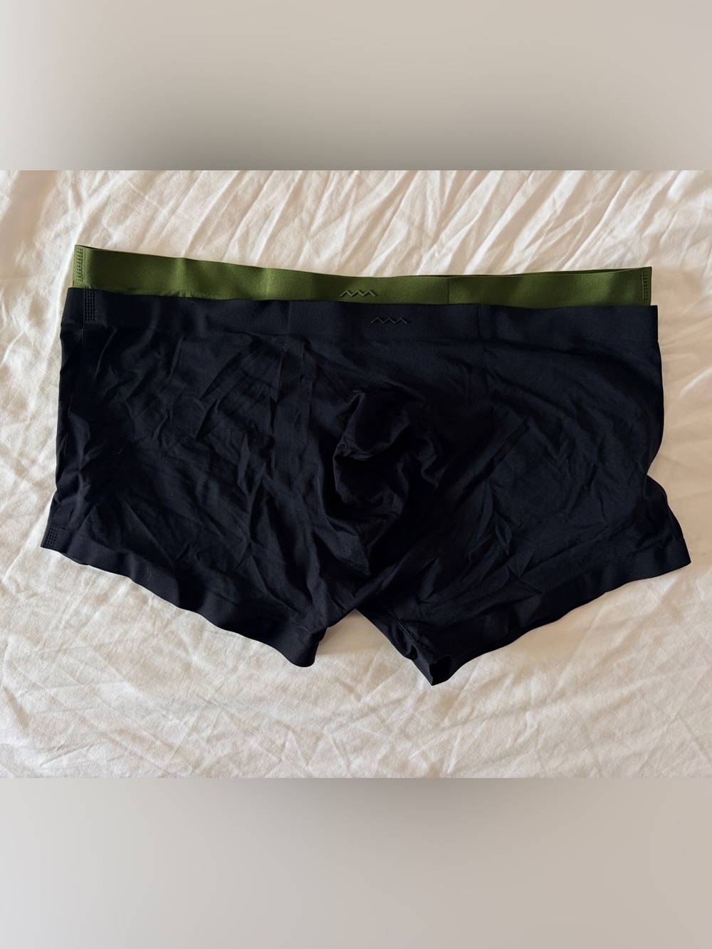 AsWeMove Aspire Trunks  - set of 2 and 2 sizes - M and L Black and Green
